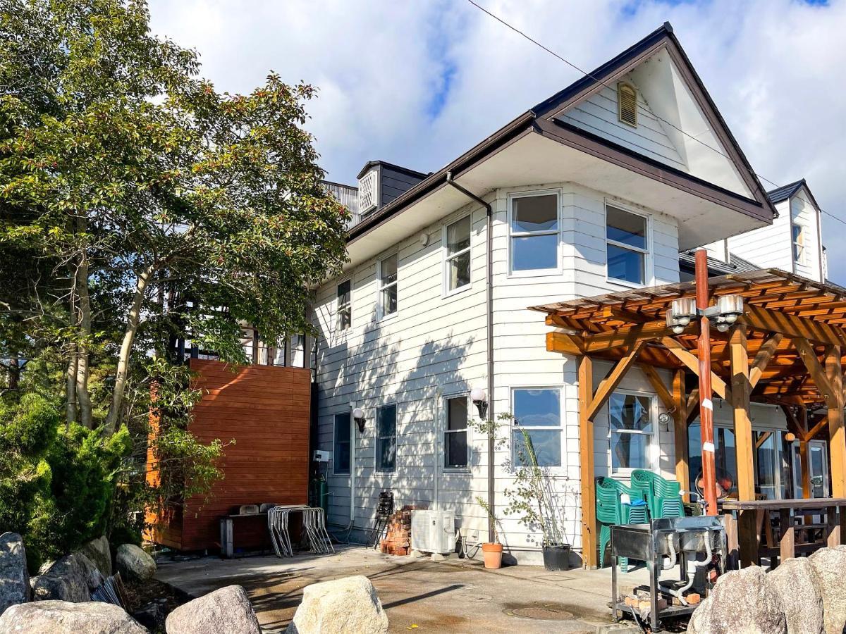 Biwa-lakeside B B Dylan Hostel *